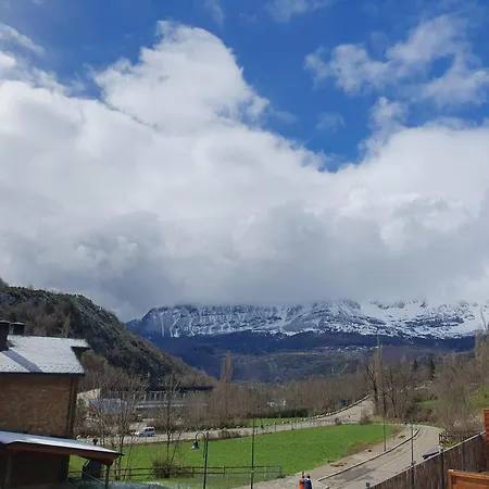 Bella Vista, Precioso Bajo A Estrenar